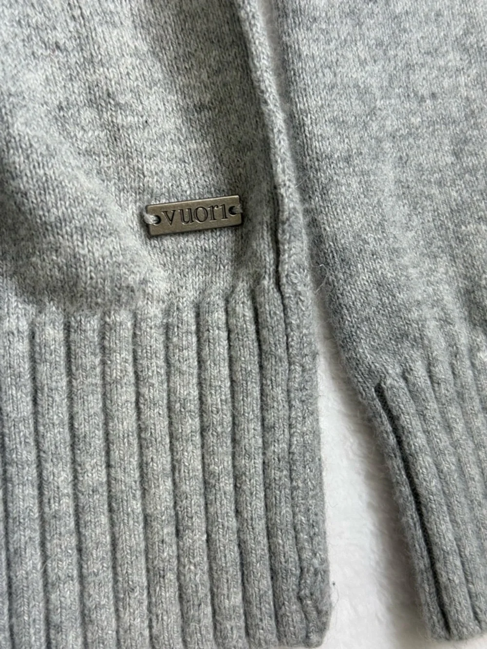 Vuori Light Gray Knit Hooded Pullover - Picture 5 of 7